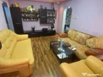 Bdul.1 Decembrie 1918.Apartament 3 camere.