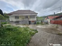 Casă 3 camere, teren 4.313mp, Patrangeni - Alba
