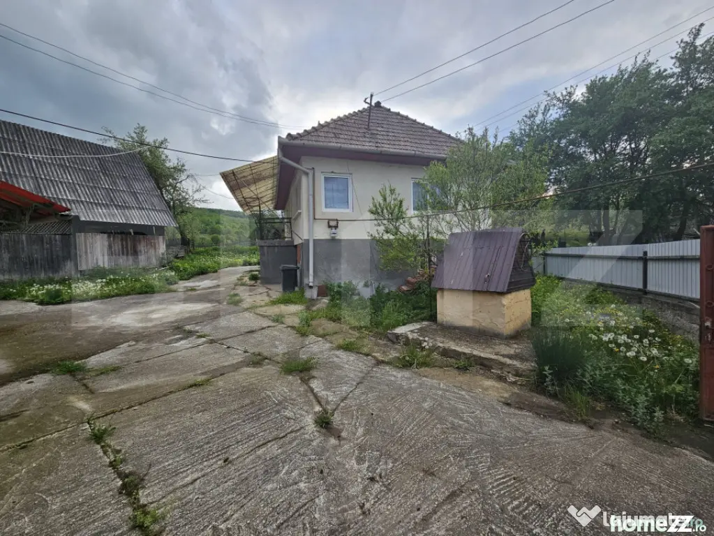 Casă 3 camere, teren 4.313mp, Patrangeni - Alba