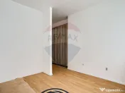 Apartament 3 camere cu terasa si loc de parcare de vanzar... 