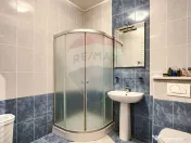 Apartament 3 camere cu terasa si loc de parcare de vanzar... 