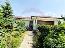 Casă / Vilă cu 4 camere / 290 mp s.c. / teren 1065 mp /...