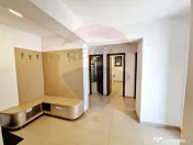 Casă / Vilă cu 4 camere / 290 mp s.c. / teren 1065 mp /... 