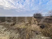 Oportunitate-Teren intravilan de vanzare, 5000 mp, zona Comu