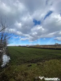 Teren Intravilan de vanzare, 3900 mp, zona Suceava-Cumparatu