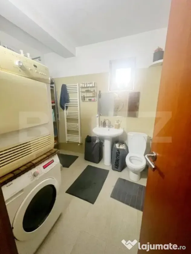 Apartament cu 4 camere, 104 mp, zona Someseni