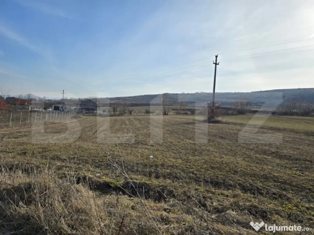 Teren extravilan de vanzare, 1.113 mp, zona-Valea Chintaului