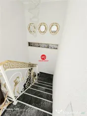 Casa Impresionanta Cu Finisaje si Mobilier Premium, Navodari 