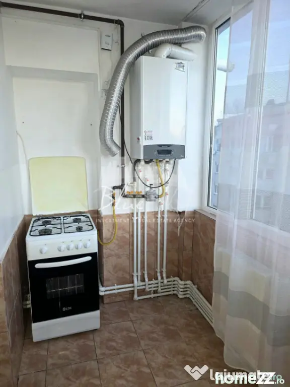 Apartament 2 camere situat pe Bd Mamaia in zona Spitalului M - Constanta (Constanta)