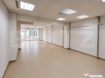 Spatiu comercial cu 3 incaperi, 73 mp, zona Cetate,perfect p