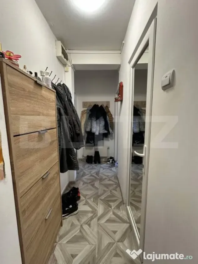 Apartament de vanzare, cu 2 camere, 38 mp, zona Dacia
