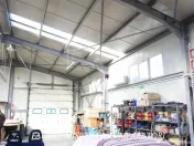 HALA NOUA DE 339 MP, TEREN 1131 MP, PLATFORMA BETONATA 