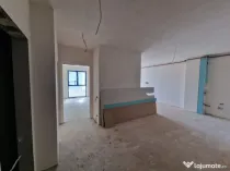 Apartament 3 camere, 67 mp, zona Sasar