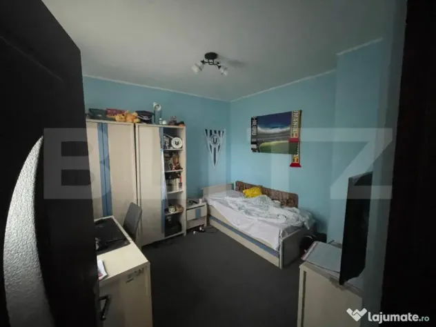 Oportunitate! Imobil la curte comuna, 6 camere, 136 mp, zona