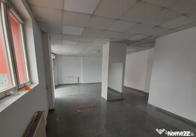Showroom, birouri si depozitare in zona comerciala din Af... - Afumati (Bucuresti-Ilfov)