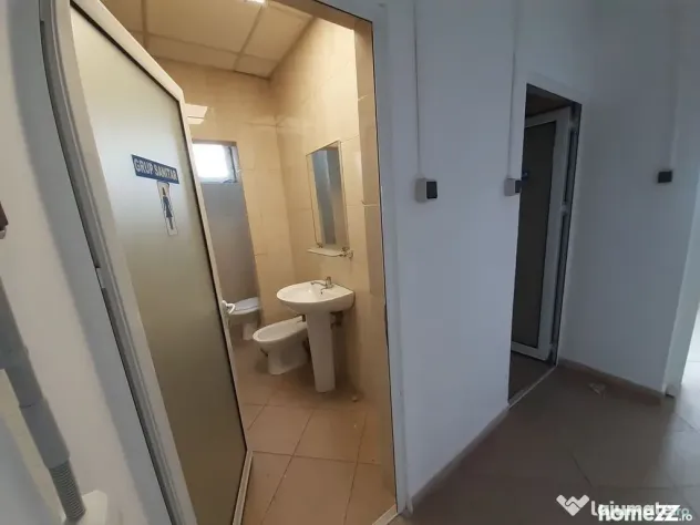 Showroom, birouri si depozitare in zona comerciala din Af... - Afumati (Bucuresti-Ilfov)