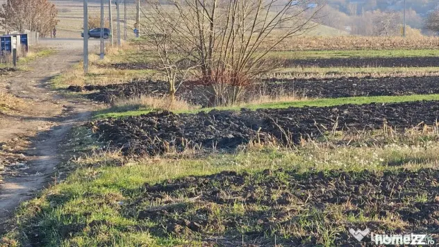 Teren extravilan 6,100mp Stroiesti / Soseaua DN17, Suceava - Stroiesti (Suceava)