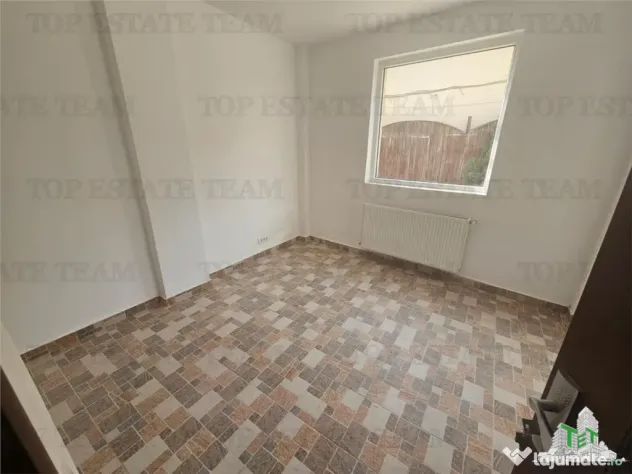 Cladire 9 incaperi (300mp utili) cu hala productie si depozi