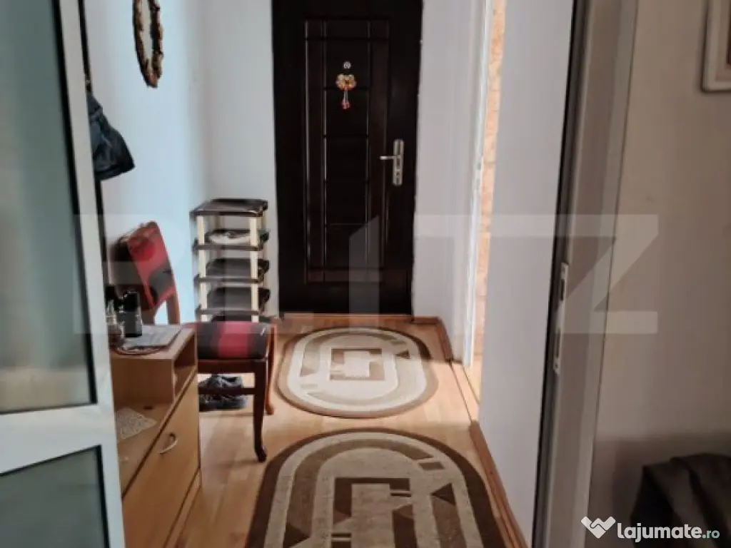 Apartament de vanzare, cu 2 camere, 47 mp, zona Radu Popescu