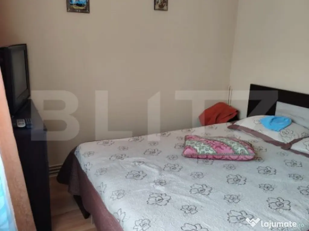 Apartament de vanzare, cu 2 camere, 47 mp, zona Radu Popescu