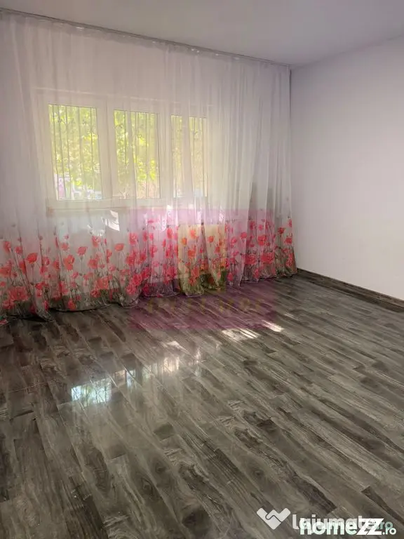 Vanzare apartament 4 camere -Vitanul Nou - Bucuresti (Bucuresti-Ilfov)