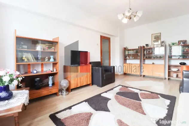 Apartamentul "APRECIADO" , Brancoveanu-Metrou, SUPERPOZITIE