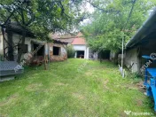 Casa cu 4 camere si anexe in comuna Mohu din Selimbar 