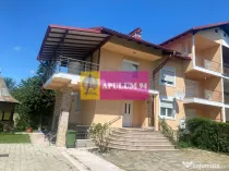 Vila de vanzare in Banesti