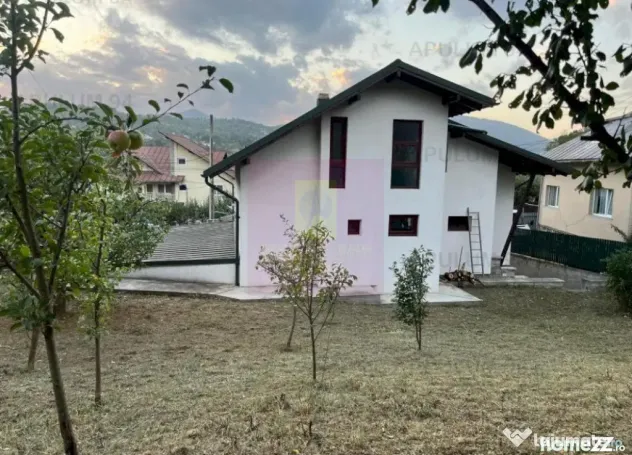 Vilă de vânzare în Comarnic
