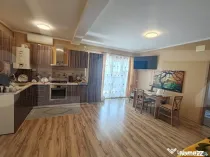 Apartament de vanzare, cu 3 camere, 59 mp, zona Ciarda Rosie