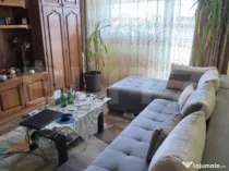 Apartament de vanzare, cu 4 camere, 4 balcoane, 75 mp, zona