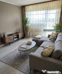 Apartament 4 camere, 4 balcoane,an 1984, 75 mp, zona Blv Buc