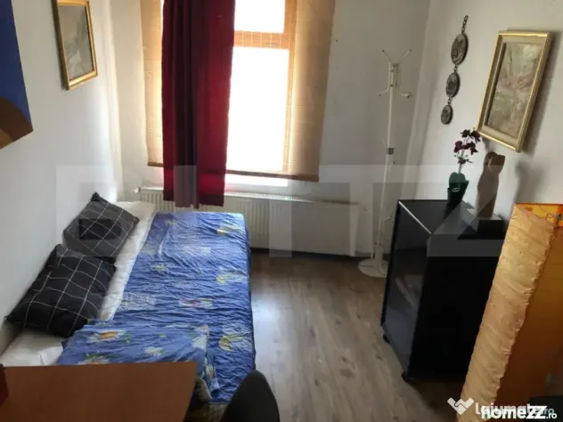 Proprietate cu 2 corpuri de clădire – ideală pentru pens - Zarnesti (Brasov)