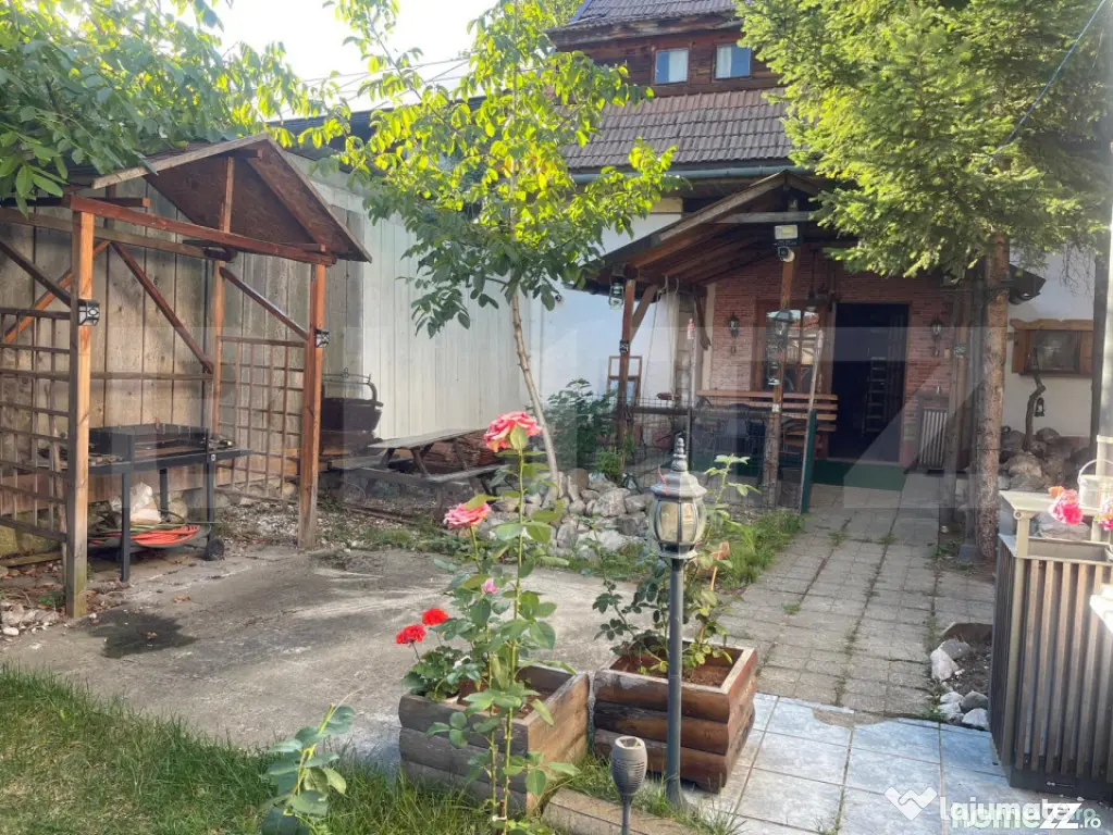 Proprietate cu 2 corpuri de clădire – ideală pentru pens - Zarnesti (Brasov)