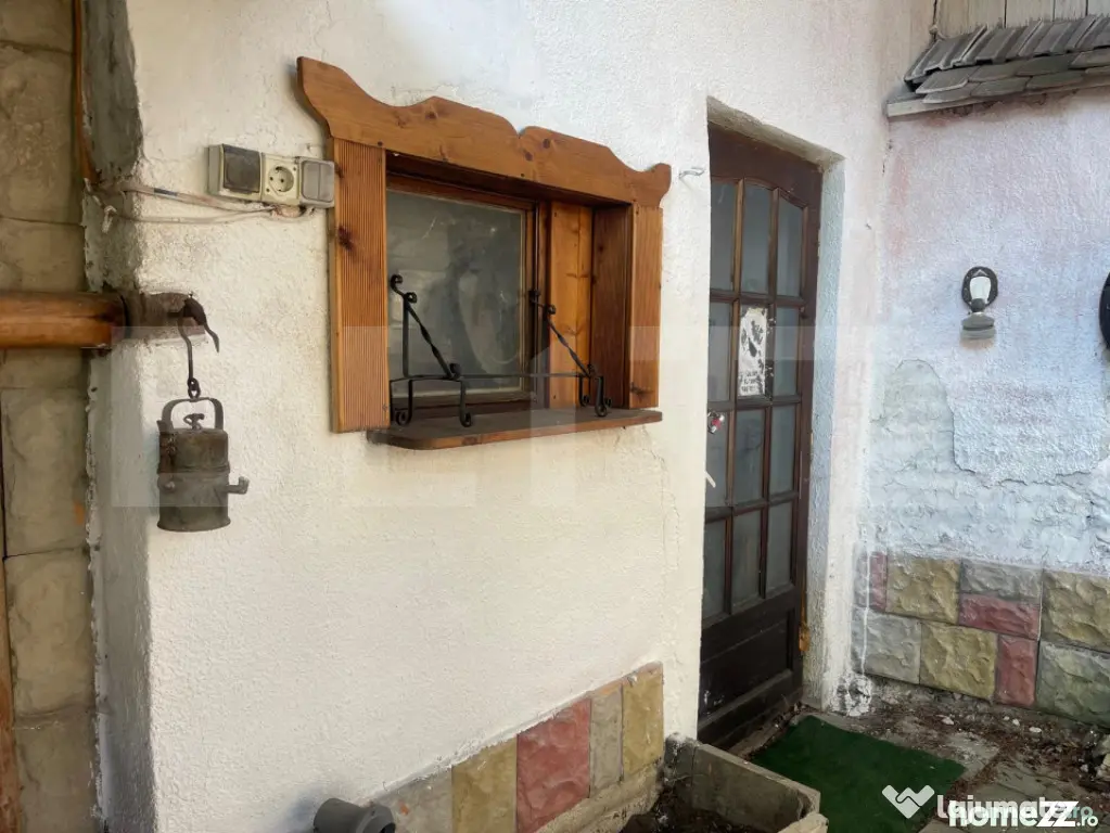 Proprietate cu 2 corpuri de clădire – ideală pentru pens - Zarnesti (Brasov)