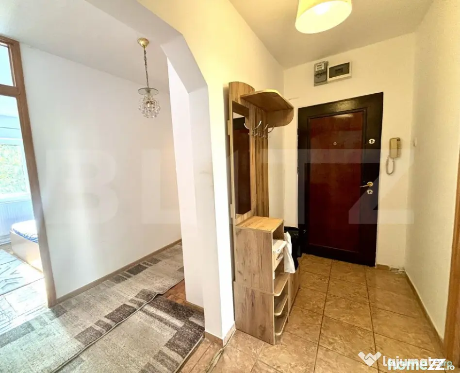 Apartament de vanzare, total decomandat, cu 4 camere, 79 mp,