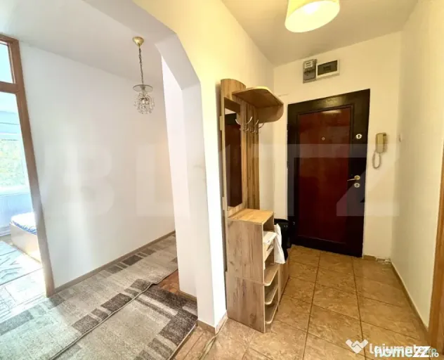 Apartament de vanzare, total decomandat, cu 4 camere, 79 mp,