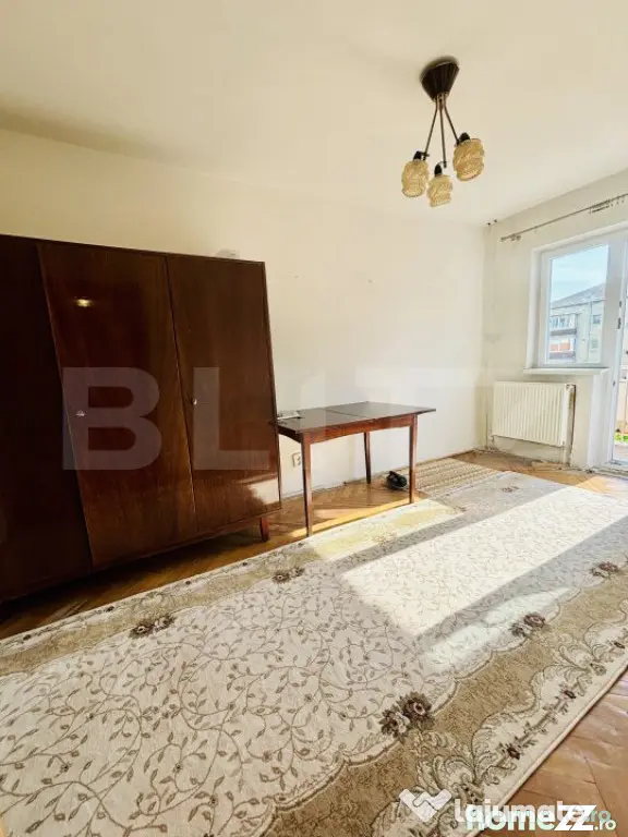 Apartament de vanzare, total decomandat, cu 4 camere, 79 mp,