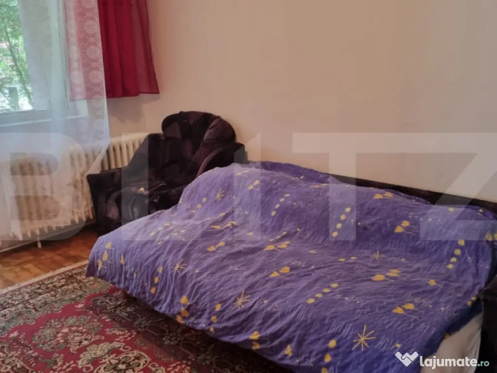 Apartament de vanzare, cu 3 camere, 69 mp, zona Carpati 2