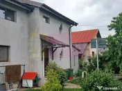 Săbăreni, casă 2011, P+M 4 camere + dependințe, curte... 