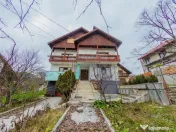 Casă de închiriat lângă parc – potrivită pentru ce... 