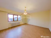 Casă de închiriat lângă parc – potrivită pentru ce... 