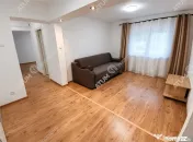 Apartament renovat cu 3 camere 2 bai si pivnita in Sibiu 