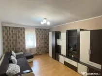 Apartament de vanzare, cu 3 camere decomandat, 68 mp, parter