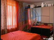 CASA DEOSEBITA APROAPE DE PROMENADA IN EUROCARTIER 