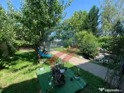 CASA DEOSEBITA APROAPE DE PROMENADA IN EUROCARTIER 