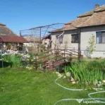 Casa 6 camere, 250 mp, zona Luncani