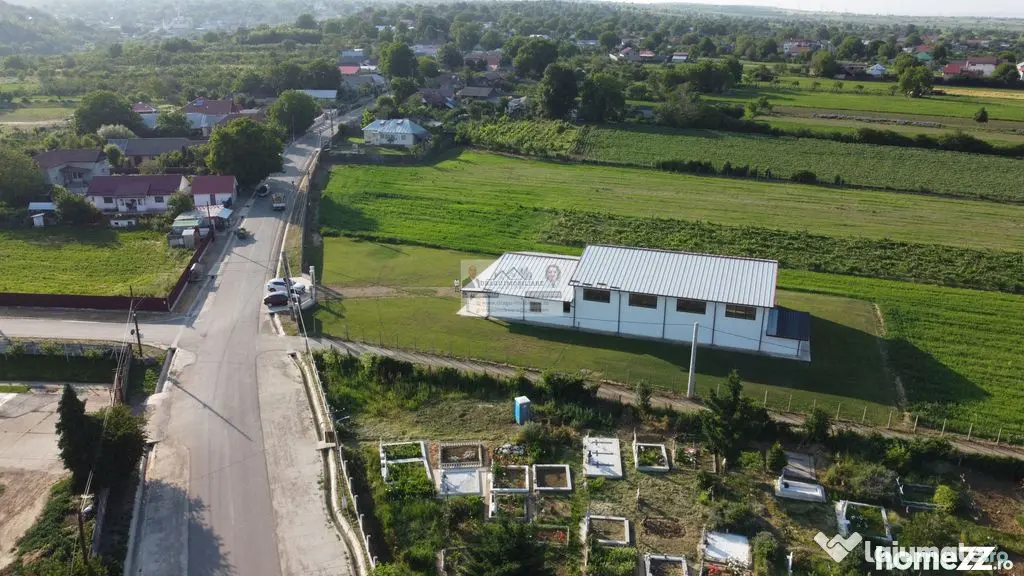 Hala in Paunesti- Vrancea/ la 5 min de E85 si A7 cu punct...