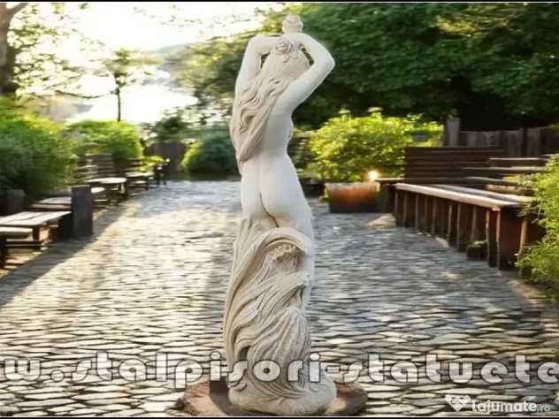 Statuetă fata erotică, galben patinat, model S26.