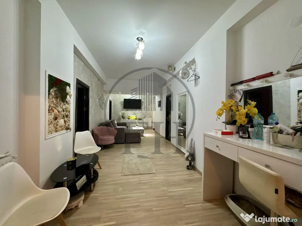 Apartament 3 camere de vanzare Constanta, Bd. Ferdinand